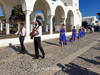 Greek-American wedding in Santorini